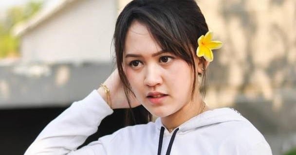 Detik-Detik Happy Asmara Pingsan Saat Manggung di Pati