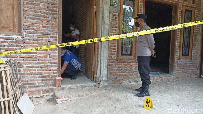 Ibu di Tulungagung Ditemukan Tewas Menenggak Racun Tikus Bersama Anaknya