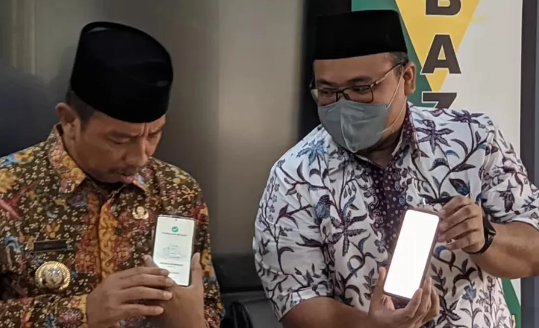 Bupati dan Wabup Rembang Bayar Zakat, Dorong Masyarakat Bayar Zakat Melalui Baznas