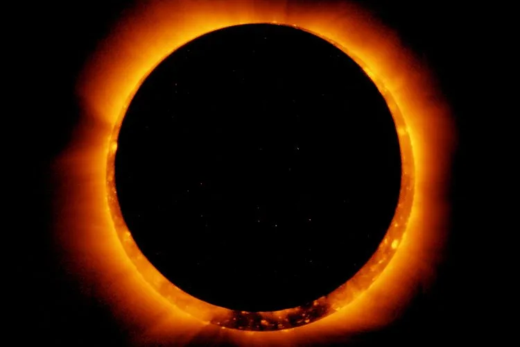 Ilustrasi: Gerhana Matahari Hibrida 20 April 2023, 7 Fakta Menarik yang Perlu Kamu Ketahui
