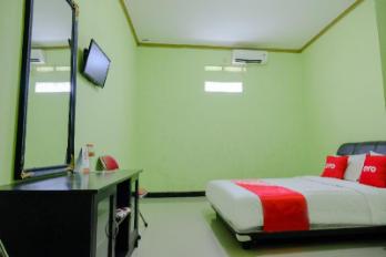 33 Rekomendasi Hotel di Tulungagung yang Murah dan Nyaman - Alba Suites Homestay Syariah (OYO Life 2508)