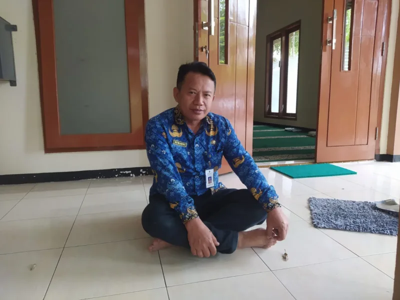 Kepala Bidang Pembinaan SD, Suharni, ketika diwawancarai di kantor Dinas Pendidikan Kabupaten Tulungagung.