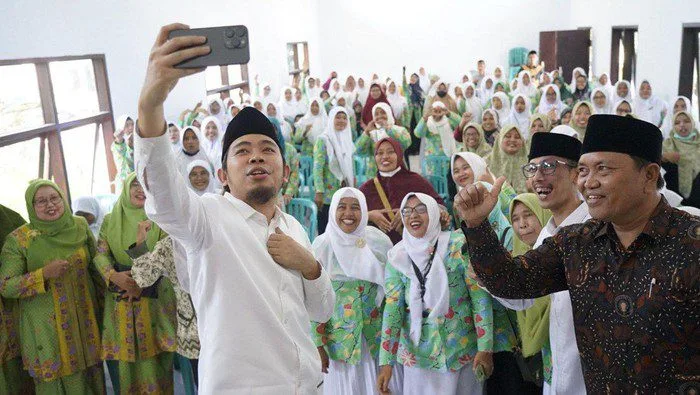 Ketua Fraksi Gerindra: DPRD Jawa Timur Siap Perjuangkan Kesejahteraan Guru