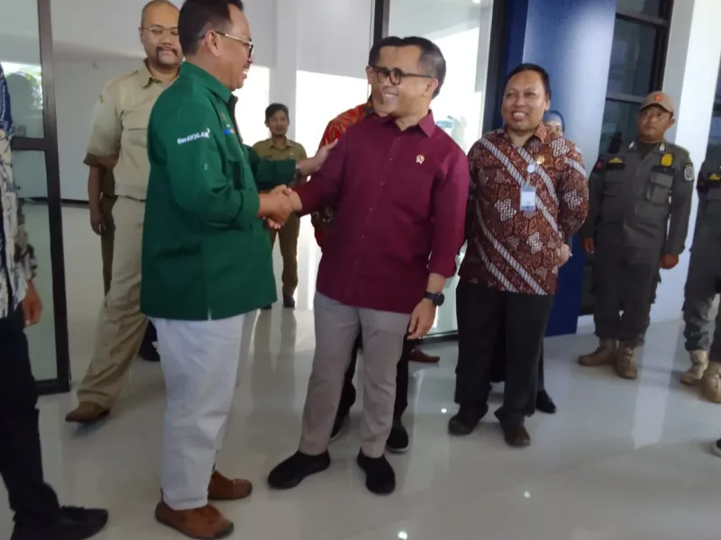 Tim Menpan RB yang dipimpin oleh Abdullah Azwar Anas berkunjung ke RSUD dr Iskak Tulungagung pada Selasa (18/7/2023).