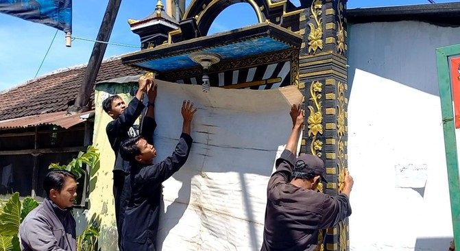 Tugu PSHT di Boyolangu, Kabupaten Tulungagung akan diserahkan kepada pemerintah setempat untuk diubah menjadi ikon desa.