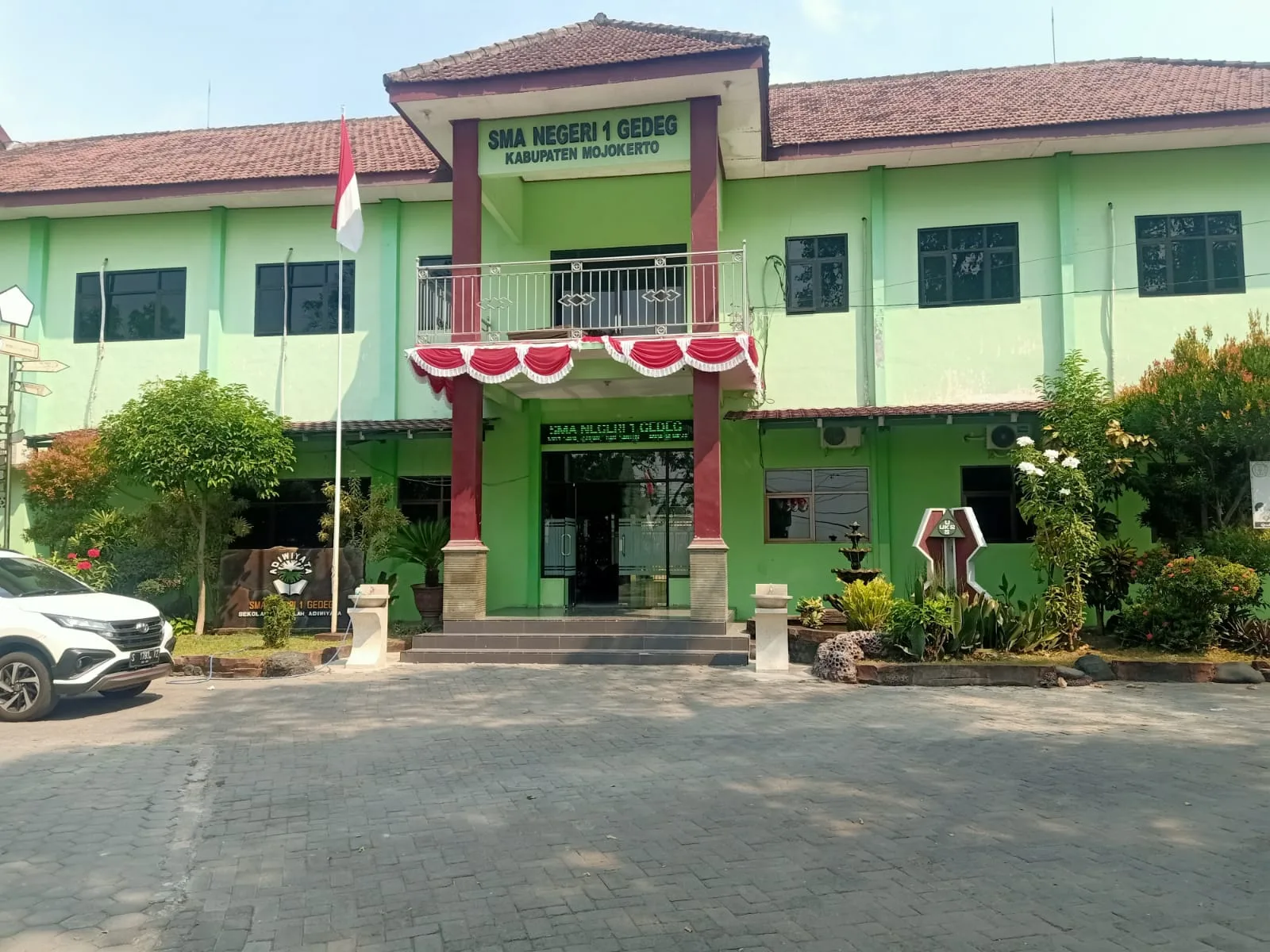 Komite Sekolah SMA Negeri 1 Gedeg Mojokerto: Pungutan dan Sumbangan Kesepakatan Wali Murid
