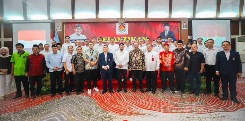 Ketua Umum Pengurus Besar  Persatuan Catur Seluruh Indonesia (PB Percasi) melantik Pengurus Provinsi (Pengprov) Percasi Jawa Timur periode 2023-2027, dengan Ketua terpilih Achmad Fauziwongsojudo, yang juga Bupati Sumenep, di Hotel Inna Simpang Surabaya, Sabtu(5/8/2023).