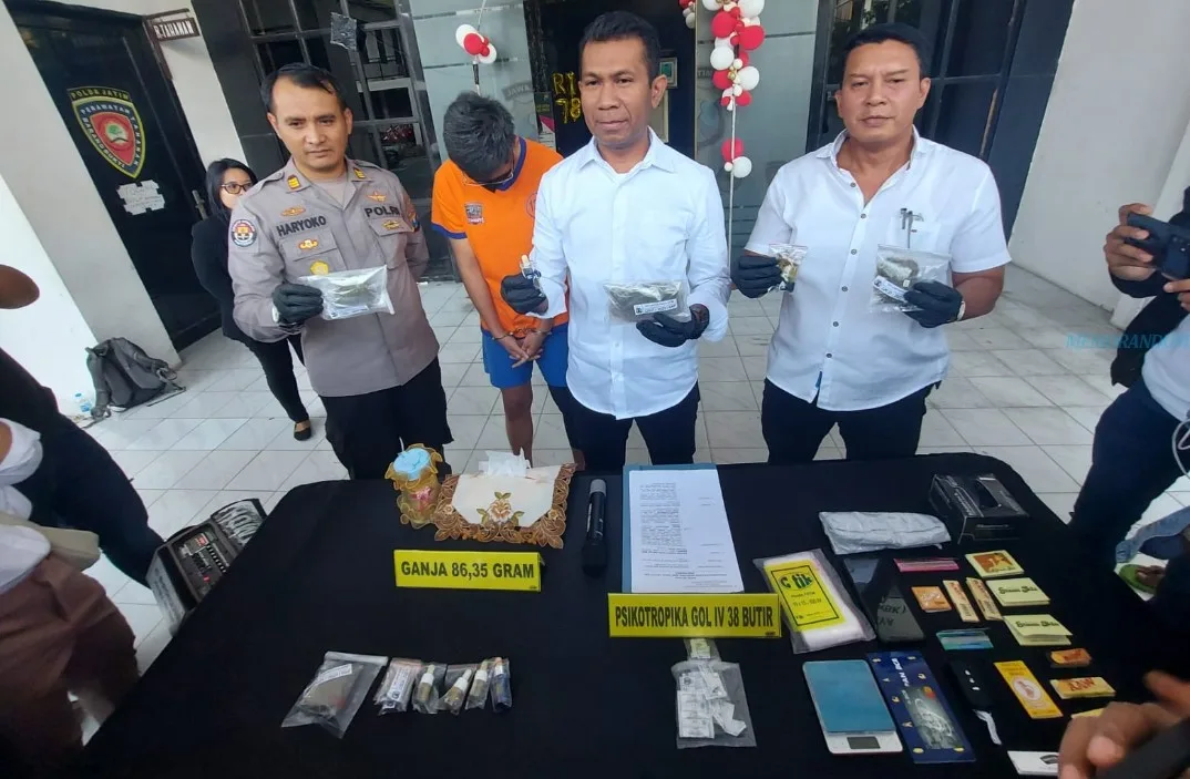Polisi Tangkap Pengedar Ganja Internasional Asal Sidoarjo