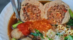 Cara Membuat Bakso Mercon Kuah