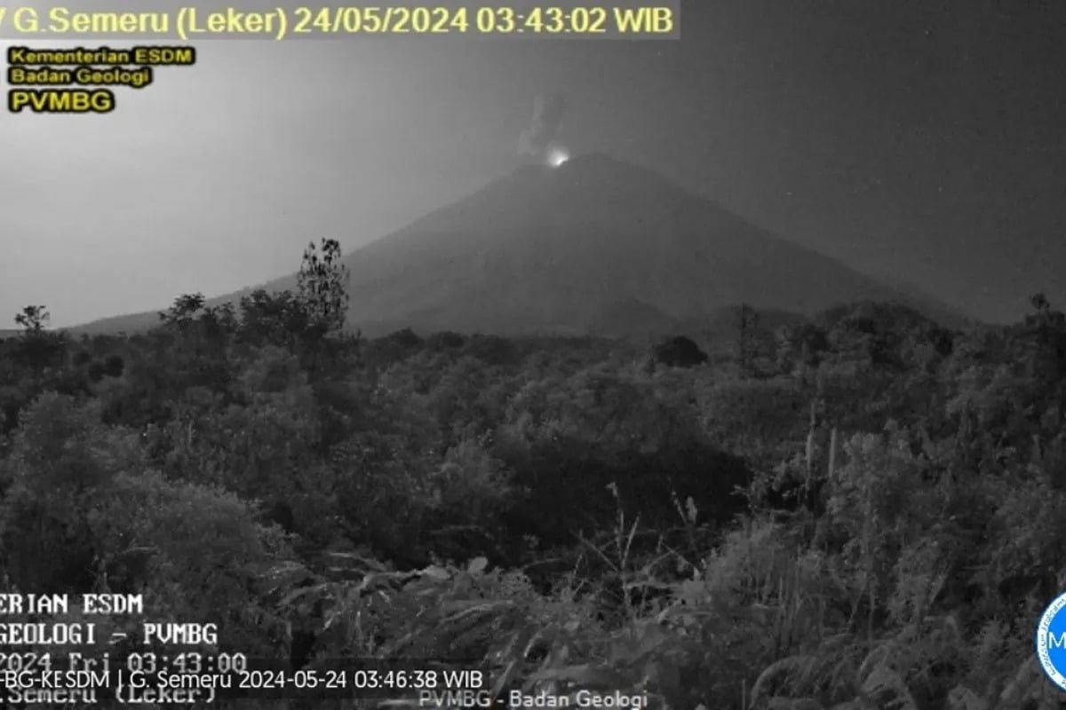 Gunung Semeru Kembali Erupsi, Warga Diminta untuk Waspada