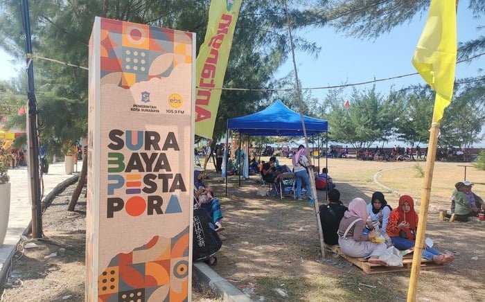 Keseruan Surabaya Pestapora Festival Tepi Pantai Kenjeran 2024
