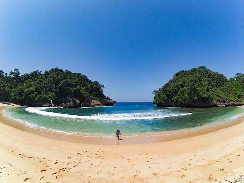 Pantai Mbehi: Menguak Rahasia Keindahan Tersembunyi