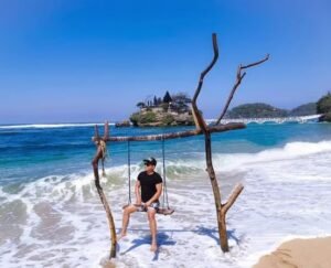 pantai di malang - Pantai Ungapan malang