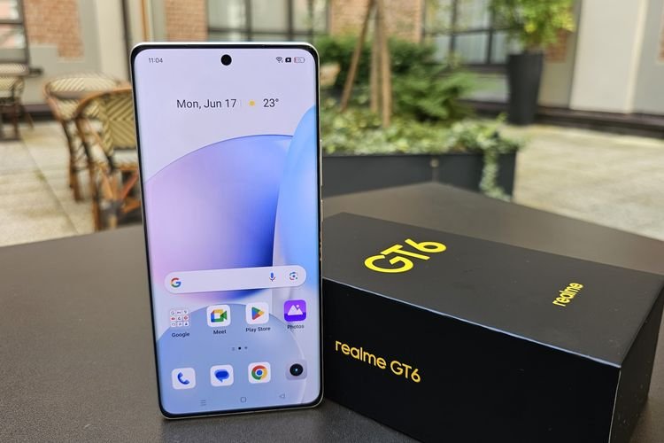 Realme GT 6: Smartphone Terbaru dengan Fitur yang Nggak Ngotak