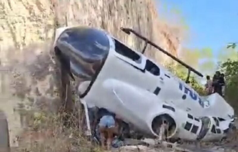 Helikopter Jatuh di Bali Gara-gara Terlilit Tali Layangan, Kok Bisa?