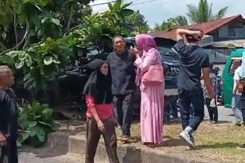 Heboh! Mantan Wali Kota Padang Hendri Septa Kecelakaan