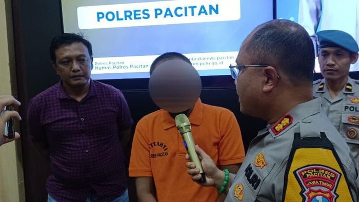 Geger! Polisi Tangkap Dukun Pengganda Uang di Pacitan