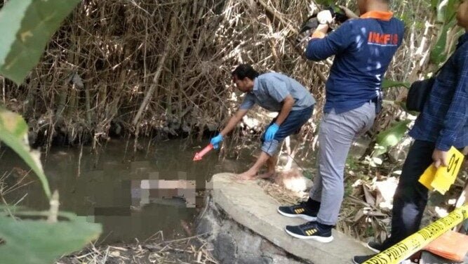Pria Hanya Pakai CD Ditemukan Tewas di Sungai Dekat Makam