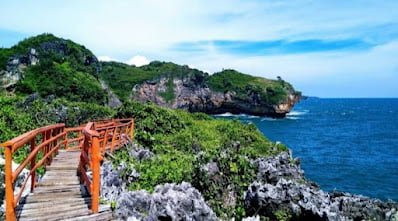 Taman Pantai Buron Gunung Kidul Jogja: Lokasi, Harga Tiket, Aktivitas Menarik