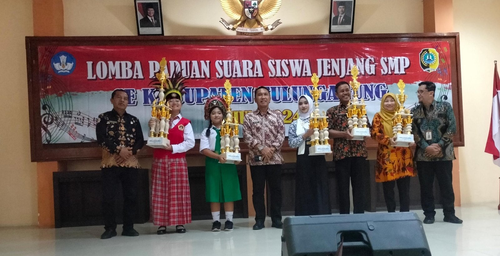 Tim Paduan Suara SMPN 1 Tulungagung Sabet Juara 1! Begini Rahasianya!