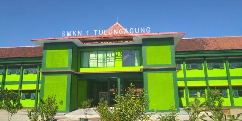 Bikin Iri! SMKN 1 Tulungagung Sulap Kantin Kumuh Jadi Spot Nongkrong Asik