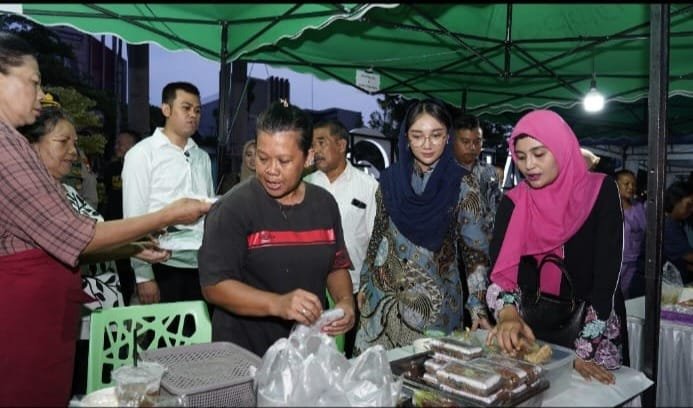 Wali Kota Blitar Resmikan Festival Ramadhan di Pasar Legi