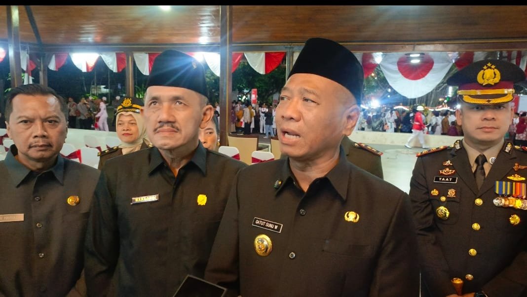 Bangga Jadi Paskibraka: Rafael dan Nayla Menyulam Harapan di Langit Merah Putih Tulungagung 2025