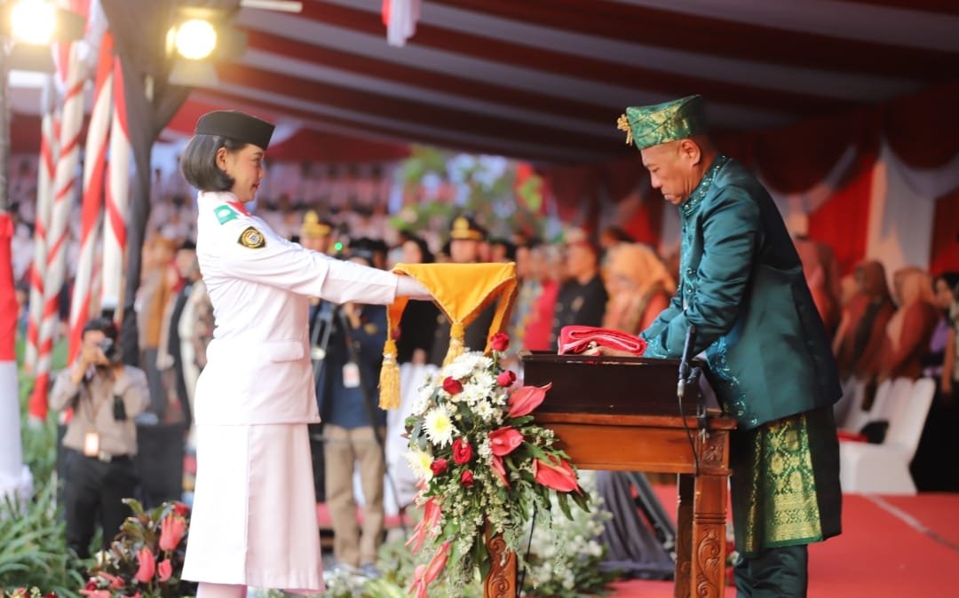 Serenade Budaya dan Penurunan Sang Merah Putih, Tutup Manis Peringatan HUT ke-80 RI di Tulungagung