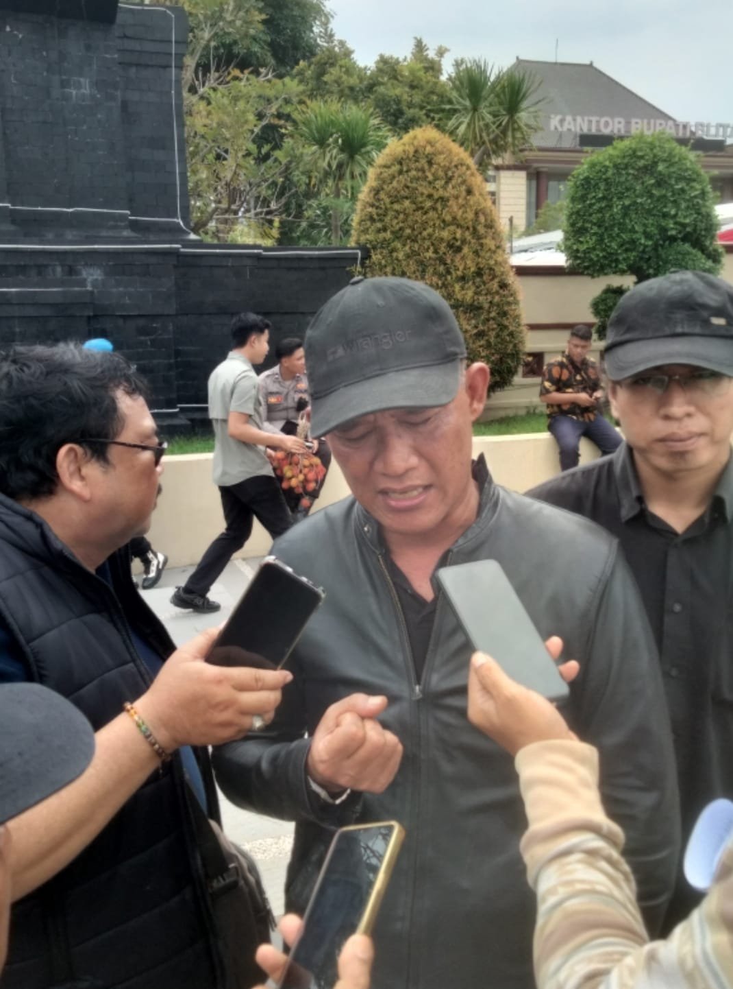 Soroti Mafia Tanah dan Hutan, LSM Gelar Aksi di Blitar