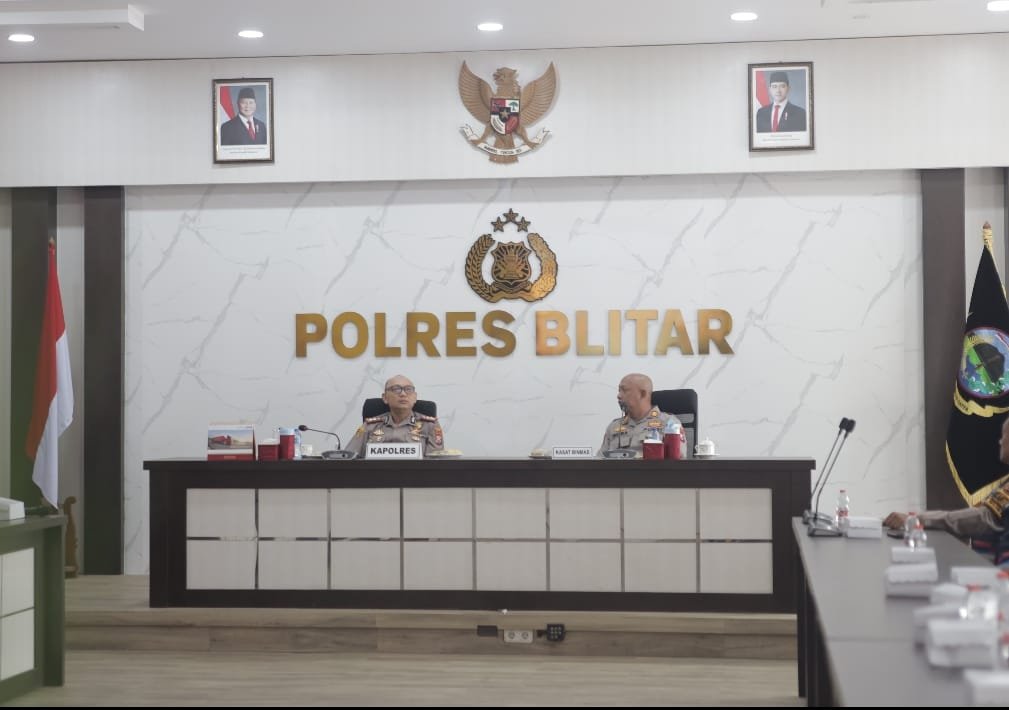 Kapolres Blitar Ikuti Arahan Kakorbinmas, Bhabinkamtibmas Ditekankan Deteksi Dini hingga Problem Solving